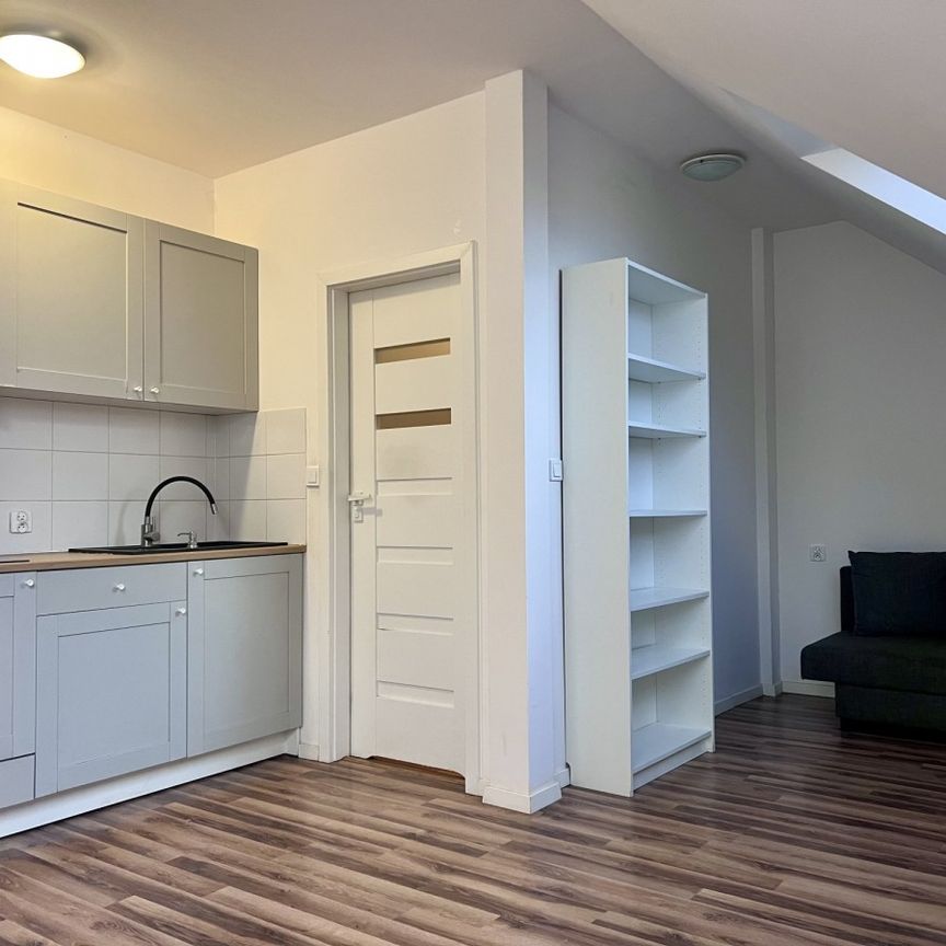 Bezczynszowe mieszkanie w Markach - Фото 1