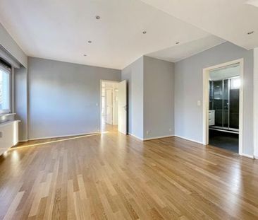 Appartement te huur - Foto 2