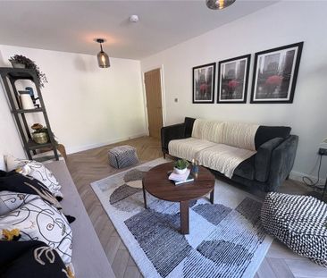 4 bedroom semi-detached house to rent - Photo 1