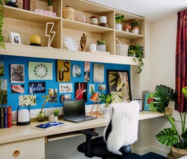 Extra Large Ensuite - Photo 2