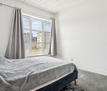 Condo neuf à louer avec accès direct au Métro de Castelnau! - Photo 1