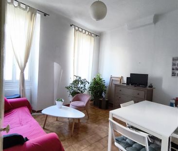 2 pièces - Meublé - 36 m² - 1er étage - Colocation non autorisée - Photo 2