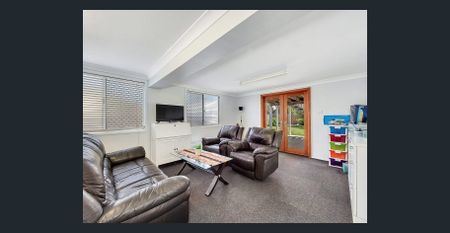 Dual living family home - Photo 2