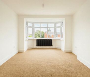 4 bedroom semi-detached house to rent - Photo 1