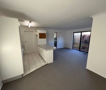 Two Bedroom Duplex Unit - Perfect Location - Photo 1
