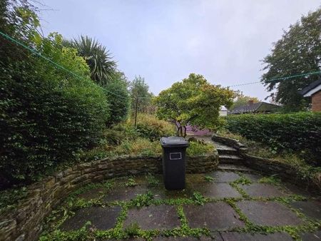 Moorend Lane, Dewsbury, WF13 - Photo 3