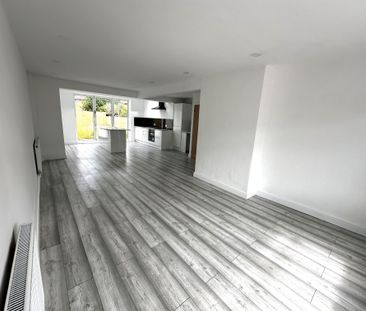 Atherton Drive, Wirral - Photo 2