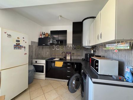 Location Appartement 2 pièces 36m² PUGET VILLE 83390 - Photo 4