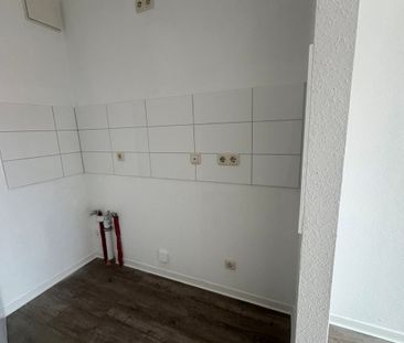 Gemütliche 1 Raum Wohnung mit Aufzug und Balkon in Sanierung - Photo 2
