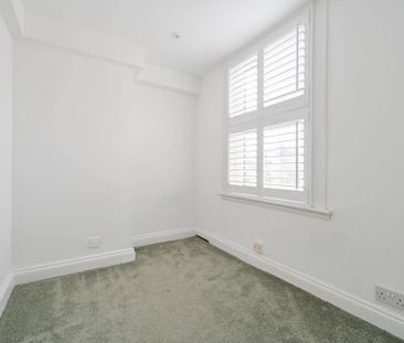 4 bedroom terraced house to rent - Photo 6
