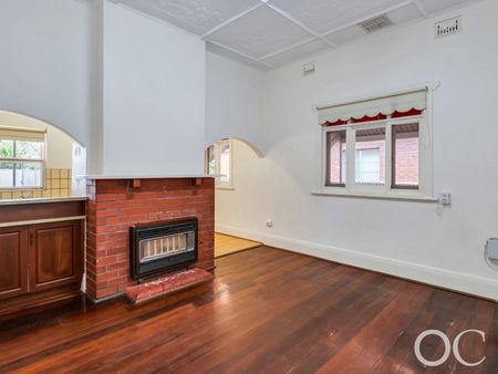 Open The Door to Character Living in Prospect - Photo 4