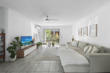 29B/2-8 Ridgevista Court, Reedy Creek QLD 4227 - House For Rent | Domain - Photo 2