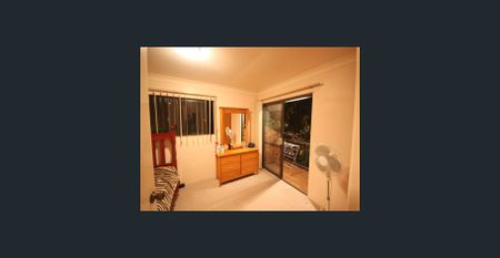 New paint, New carpet! Townhouse Living in Isle of Capri - Photo 4