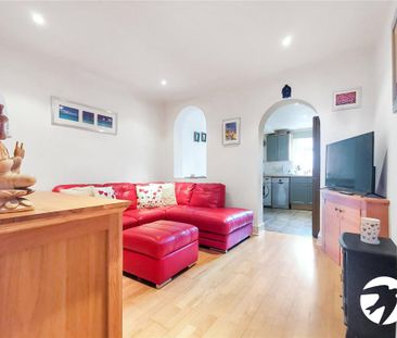 2 bedroom terraced house to rent - Photo 4