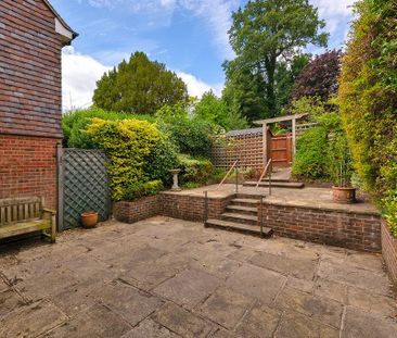 3 bedroom terraced house to rent - Photo 1