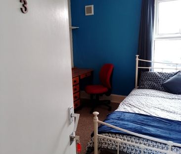 Room in a Shared House, The Avenue, BN2 - Photo 3