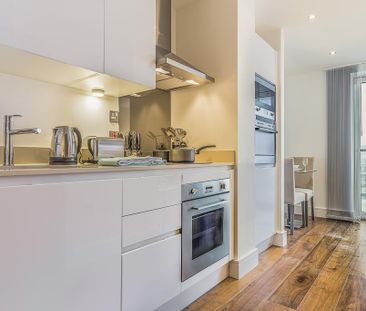 Studio to rent - Photo 6