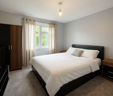 1 bedroom in a house share to rent - Photo 3