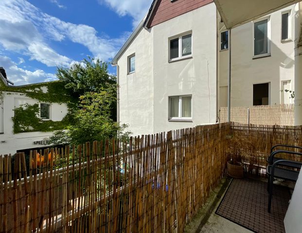Charmante 2-Zimmer-Wohnung mit 2 Balkonen in Gütersloh - Foto 1