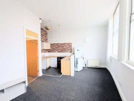 2 bedroom apartment to rent - Photo 5