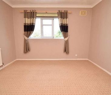 Newsholme Lane, Durkar, Wakefield, WF4 - Photo 1