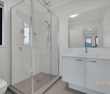 Stunning 4-Bedroom Family Home in the Heart of Olivine Estate, Donn... - Photo 6