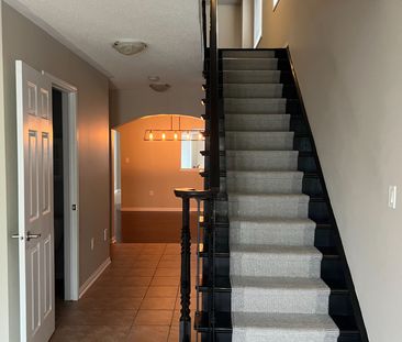 For Lease - 870 Mcewan Drive, Milton, Ontario - Photo 2