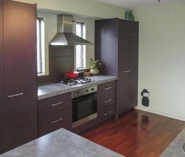 Stylish, Modern Home with Indoor-Outdoor Flow - Photo 1