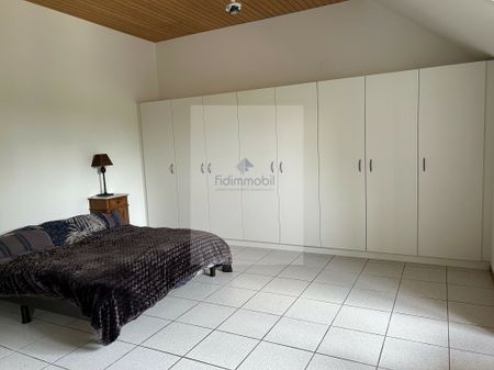 BEAUTIFUL PARTLY RENOVATED APARTMENT IN VILLAGE RESIDENCE - Foto 3