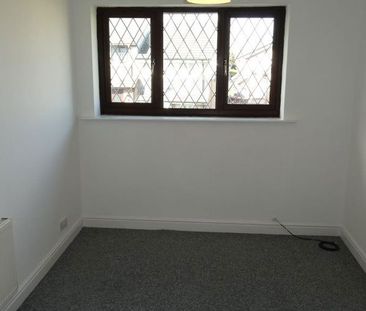 Paterson Close, Stocksbridge, S36 1JG - Photo 3