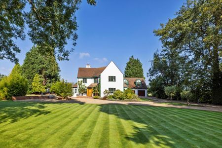 6 bedroom detached house to rent - Photo 3