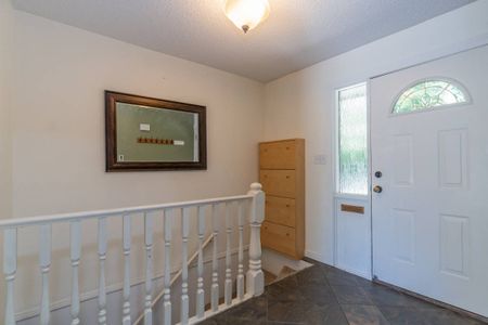 723 Appleyard Crt - Photo 5