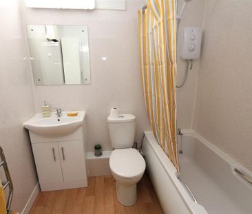 1 bedroom flat to rent - Photo 6