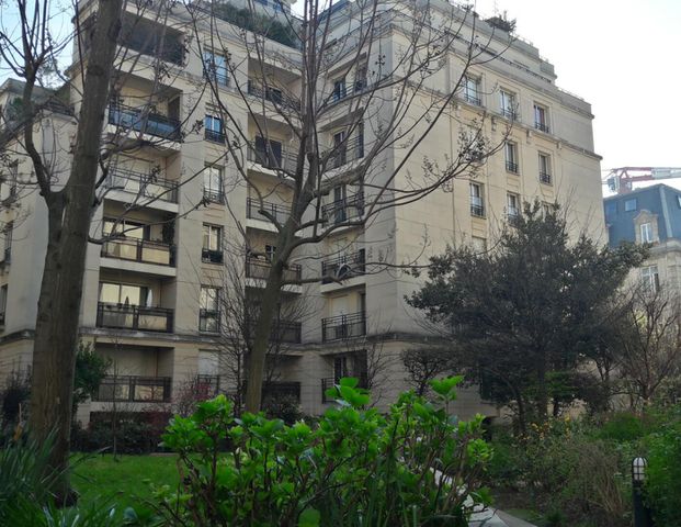 location Appartement T5 DE 124.51m² À PARIS - Photo 1