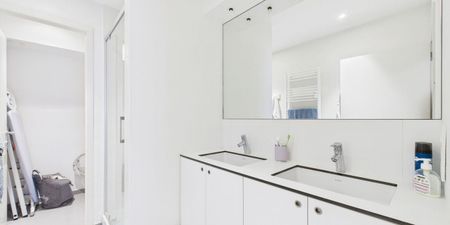 Appartement te huur in Sint-Gillis voor € 800 met 1 slaapkamer - Photo 5