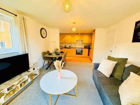1 bedroom flat to rent - Photo 3