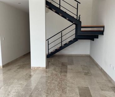 Hermosa casa en renta - Photo 3