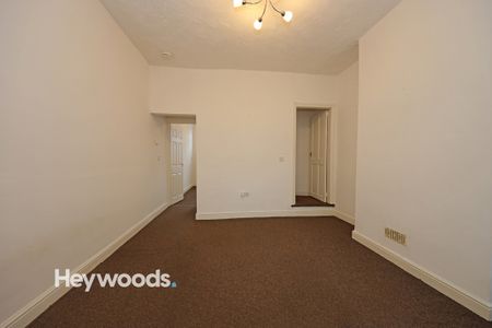 2 bed terraced house to rent in Anchor Road, Stoke-on-Trent, Staffordshire - Photo 5