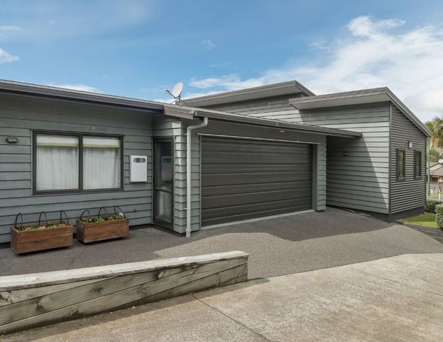 SHORT TERM - Pyes Pa - Photo 1