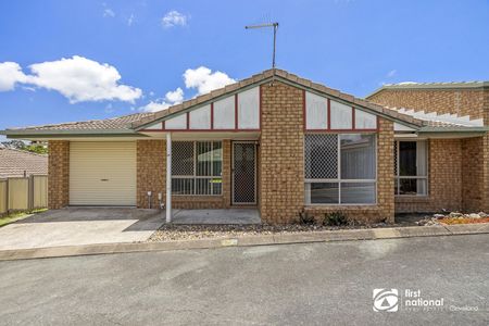 NEWLY PAINTED CHARMING 3 BEDROOM UNIT IN CAPALABA - Photo 4