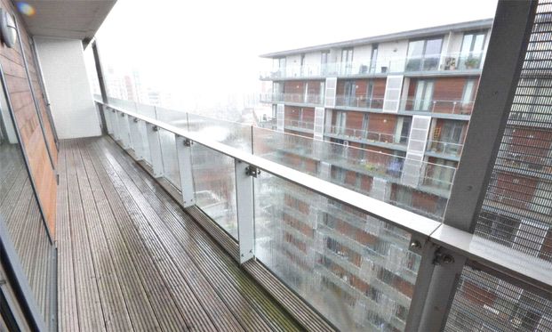 Spectrum Block 3, Blackfriars Road, Manchester City Centre, Salford, M3 7EB - Photo 1