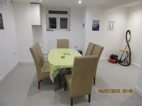 6 Bed - 45 Chestnut Avenue, Hyde Park, Leeds - LS6 1AZ - Student - Photo 3