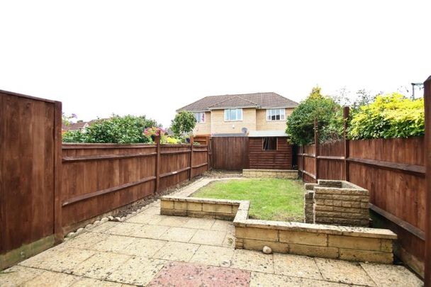 Old School Place, Woking, Surrey, GU22 9LY - Photo 1