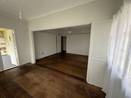 CENTRAL MOOROOKA LOCATION - Photo 2