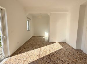 Διαμέρισμα για ενοικίαση - Καματερό, - Photo 4