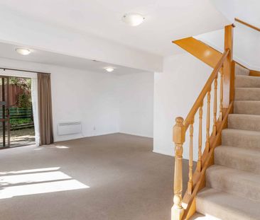 Private, Peaceful & Perfectly Positioned in Ellerslie - Photo 1