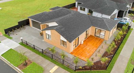 Brick House – Big Corner Site - Granny Flat Po... - Photo 2