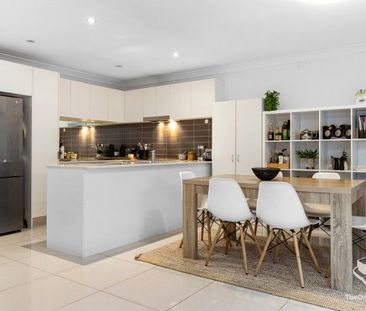 Best unit in the complex - Photo 3