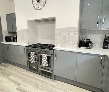 Professional HMO, All Bills Included Room 3 - Photo 3