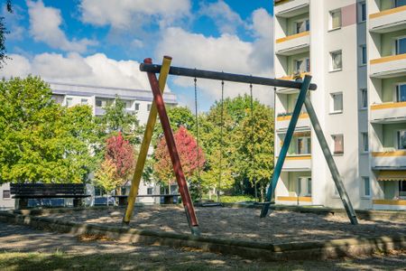 4-Raum-Wohnung mit Balkon und den Spielplatz im Wohnumfeld - Foto 4